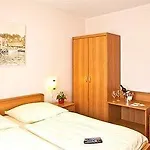 Отель Bonverde 2*